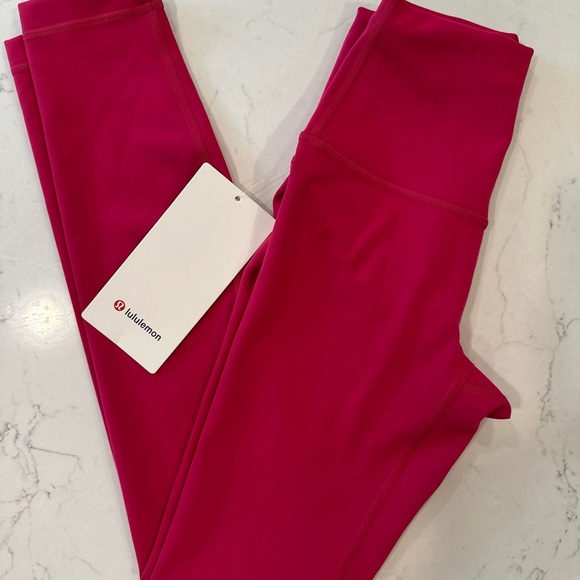 Lululemon Wunder Train $98MSRP - Picture 8 of 11